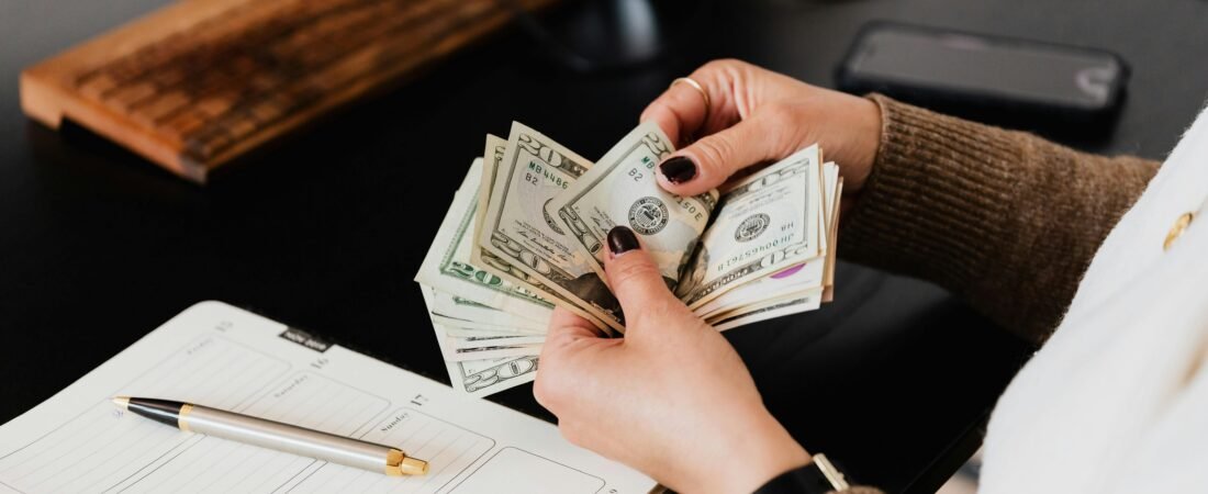 How to Create, Sell, and Profit from Digital Products and Earn with Affiliate Marketing